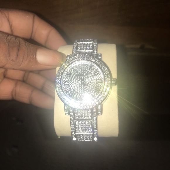 Accessories - Mk Watch